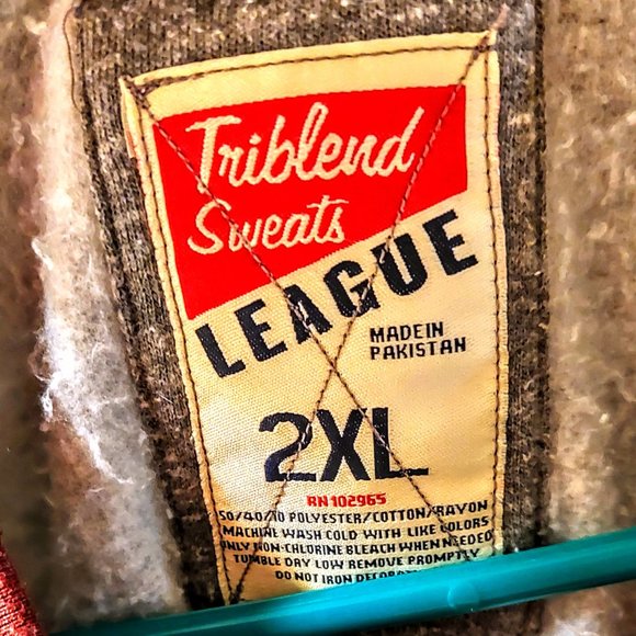 Cape Cod Vintage style college Grey and Burgundy Sweatshirt - Picture 5 of 12